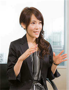 上校夫人的年轻侄女们